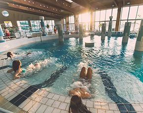 Élményfürdő Élményfürdő